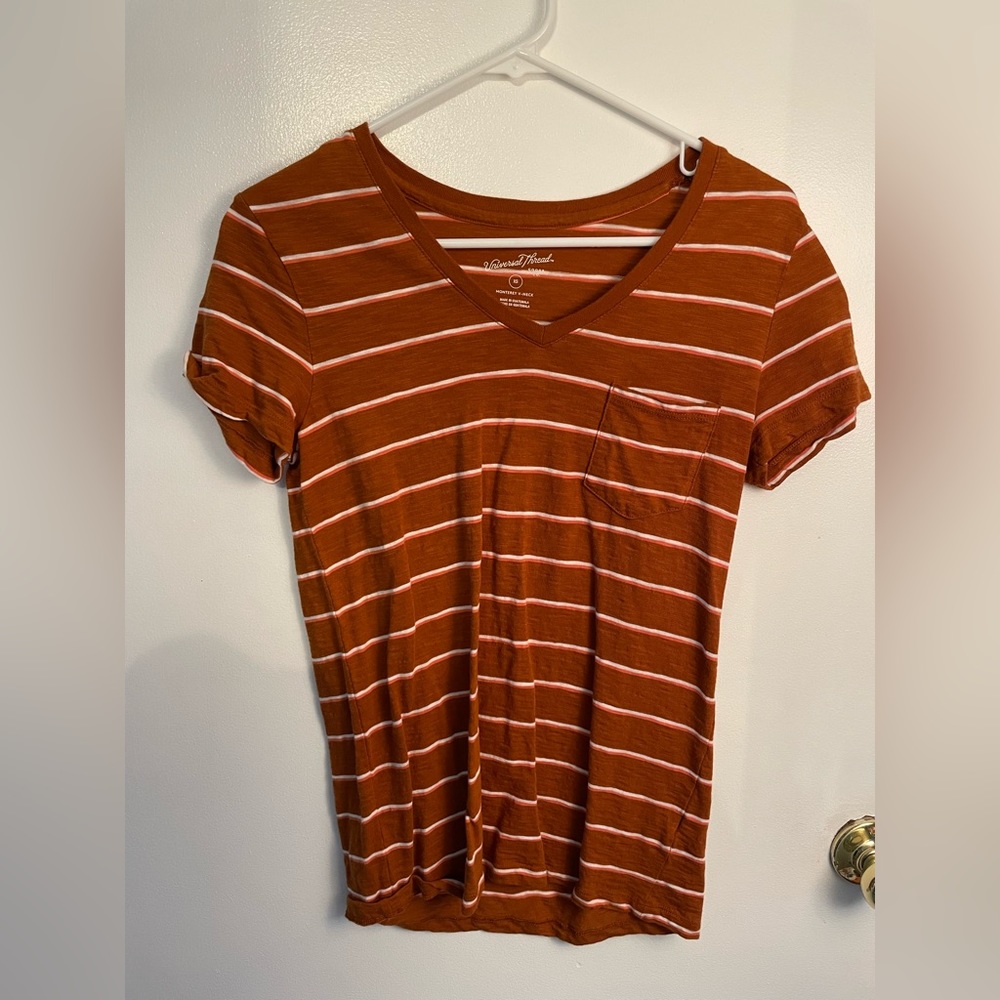 Universal Thread V-Neck